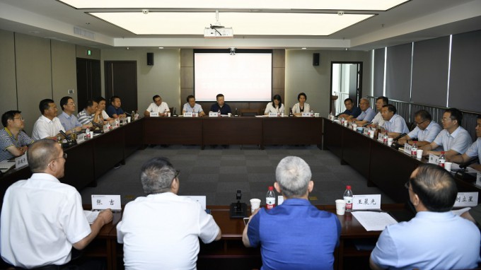 公航旅集团与甘肃WM视讯集团洽谈营业相助事宜