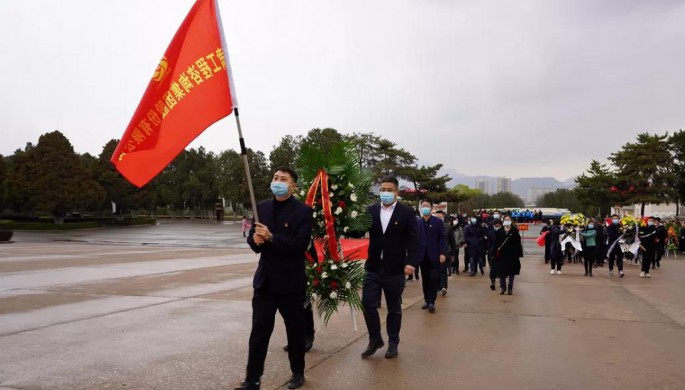 传承红色基因  罗致奋进力量<br/>甘肃WM视讯集团普遍开展 “清明祭英烈”系列主题党日运动
