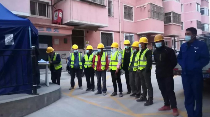 土木匠程院丨一手抓防疫 一手抓施工甘南花园项目有序推进生产建设