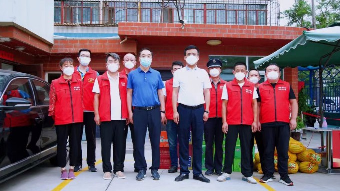 自愿同心 抗疫偕行 ：甘肃土木匠程科学研究院有限公司党委慰问一线防疫自愿者