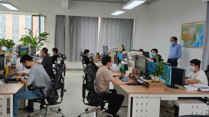 抓生产、抢进度是八月最好的翻开方法