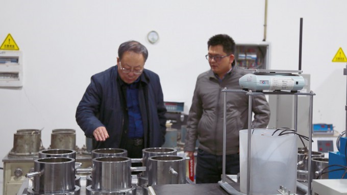 张佩峰赴土木匠程院开展专项调研
