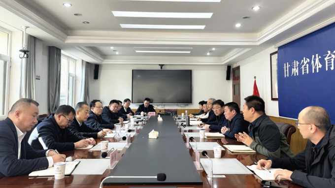 张佩峰 陈一夫一行造访省体育局