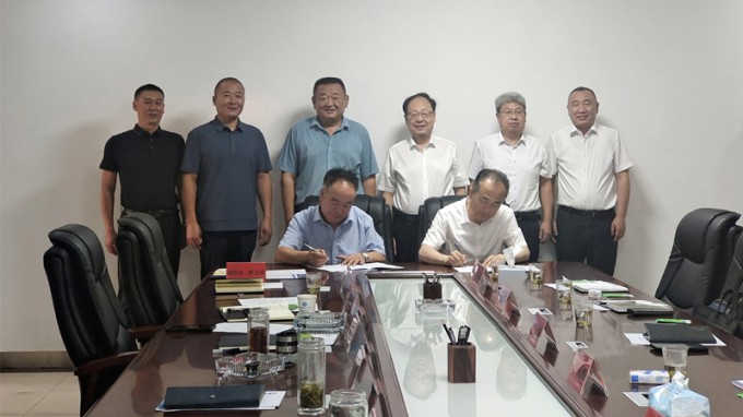 张佩峰一行赴新疆银水水务公司、特变电工集团造访洽谈并督导监理项目清静生产事情