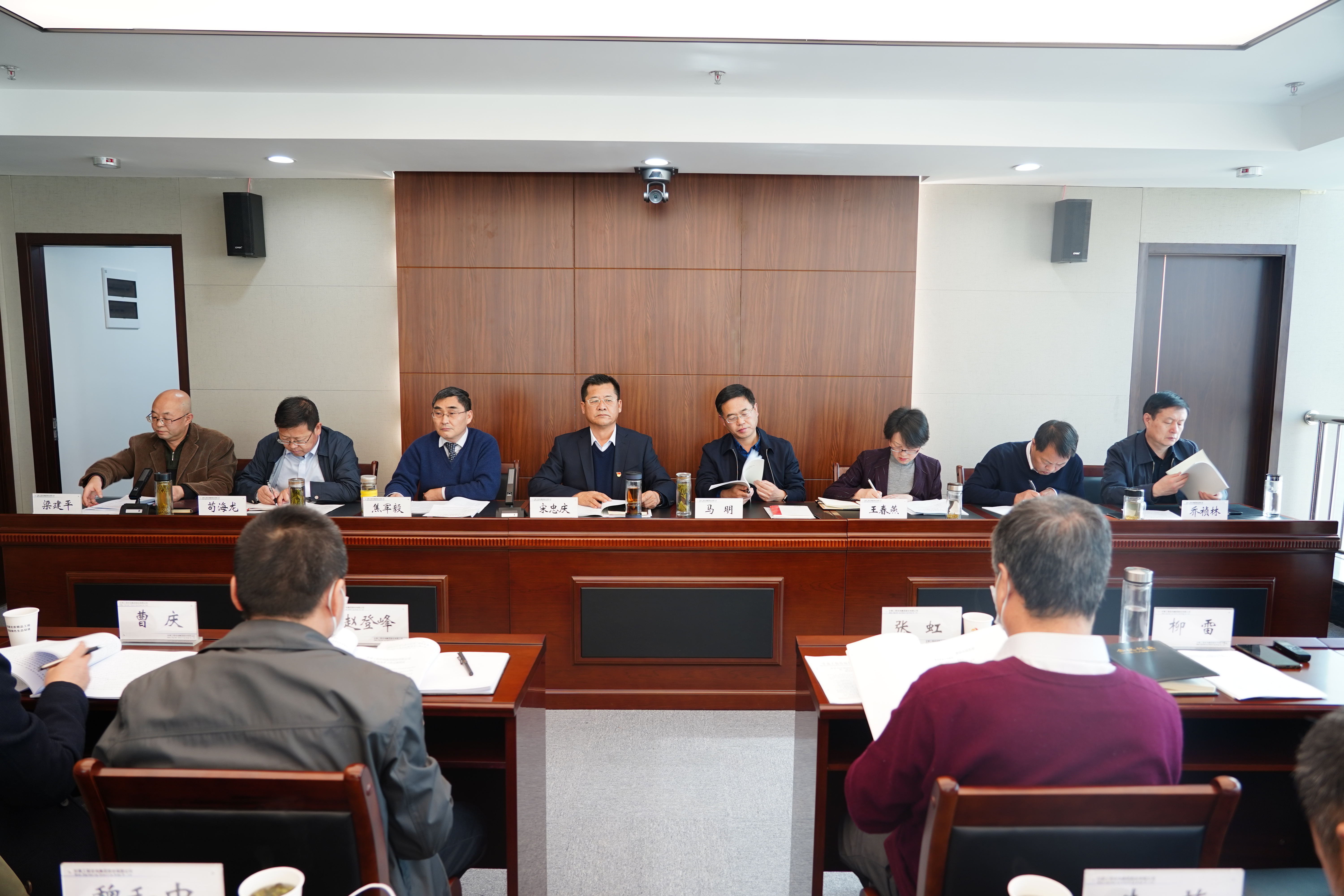坚持问题导向  破解生长难题 <br/>在深化刷新中提升集团整体活力和竞争力