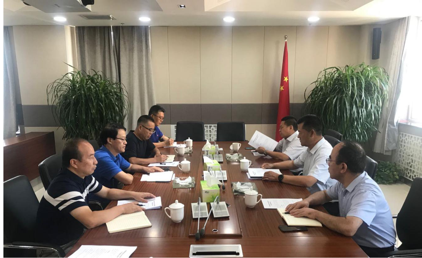宋忠庆一行到妄想设计院调研指导事情