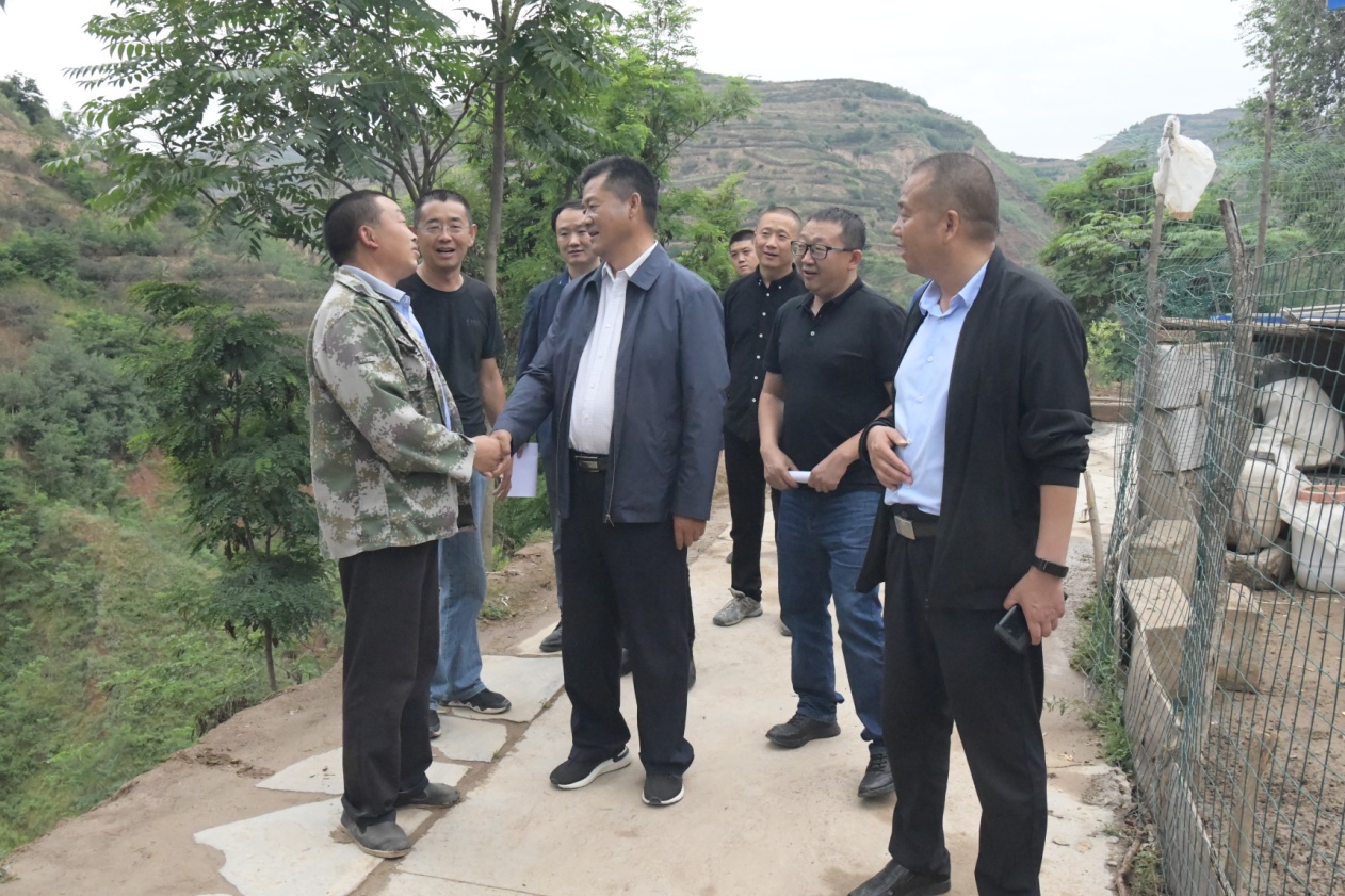 全力攻坚  精锐出击<br/>——甘肃WM视讯集团调研督导修建设计院脱贫攻坚事情侧记